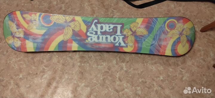 Сноуборд с креплениями женский 140см