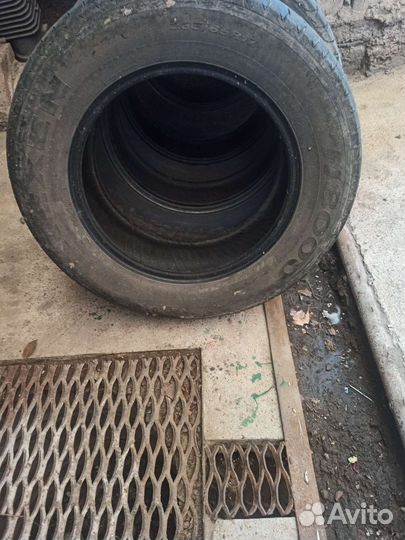 Nexen N8000 235/65 R17