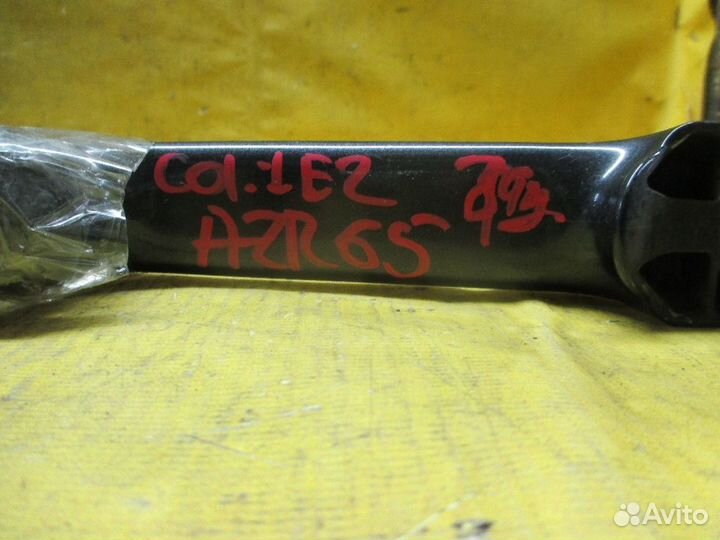 Ручка двери Toyota Noah AZR65G (Заднее)