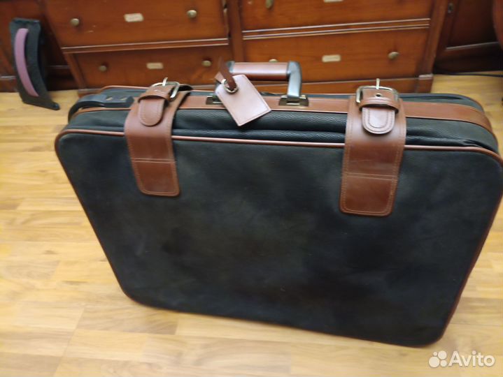 Чемодан куплен в германии 70 х h50 х 20