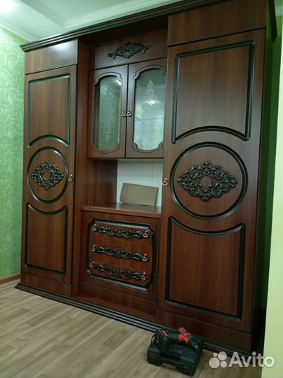 Шкафы и стенки бу