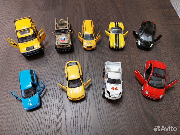 Машинки металлические