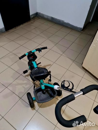 Детский велосипед трехколесный с ручкой