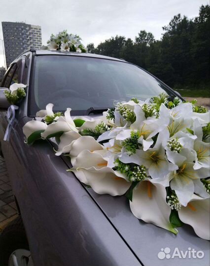 Свадебное украшение для автомобиля