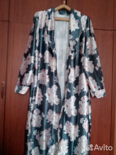 Халат женский56 разные