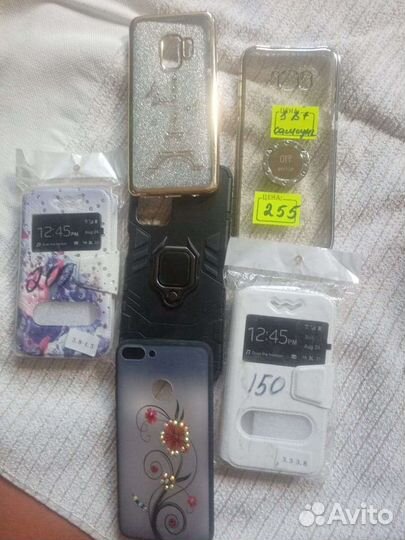 Чехлы на телефон