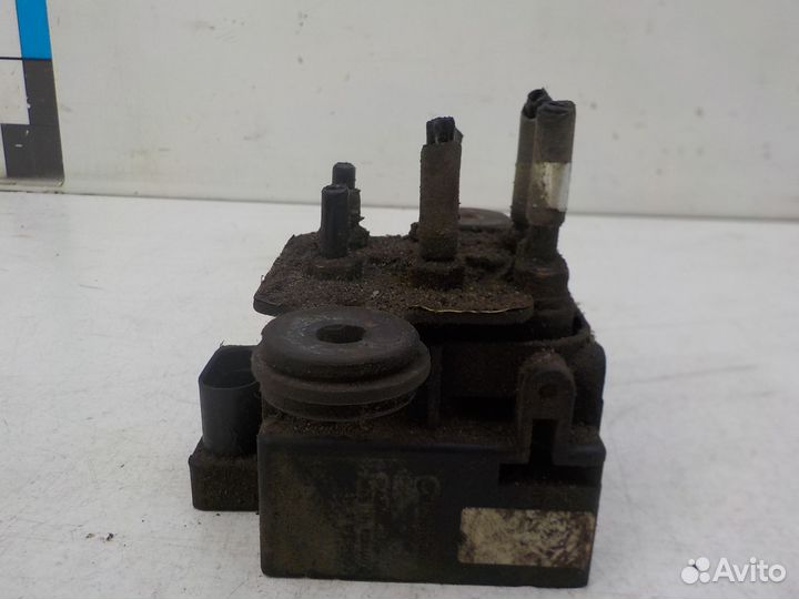 Б/У Б/У Блок управления 558103M000 Hyundai-KIA