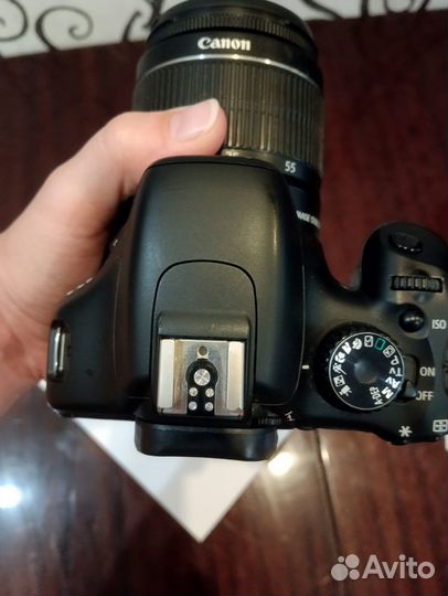 Фотоаппарат Canon EOS 550D Kit