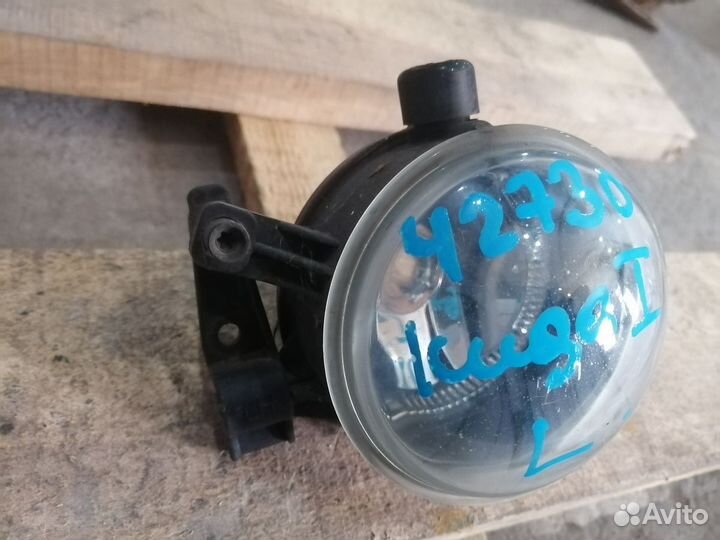 Фара противотуманная левая Ford Kuga 1