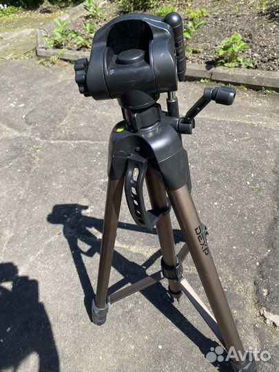 Штатив для фотоаппарата профессиональный