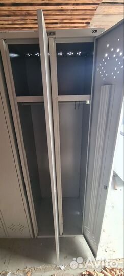 Шкаф для одежды металлический