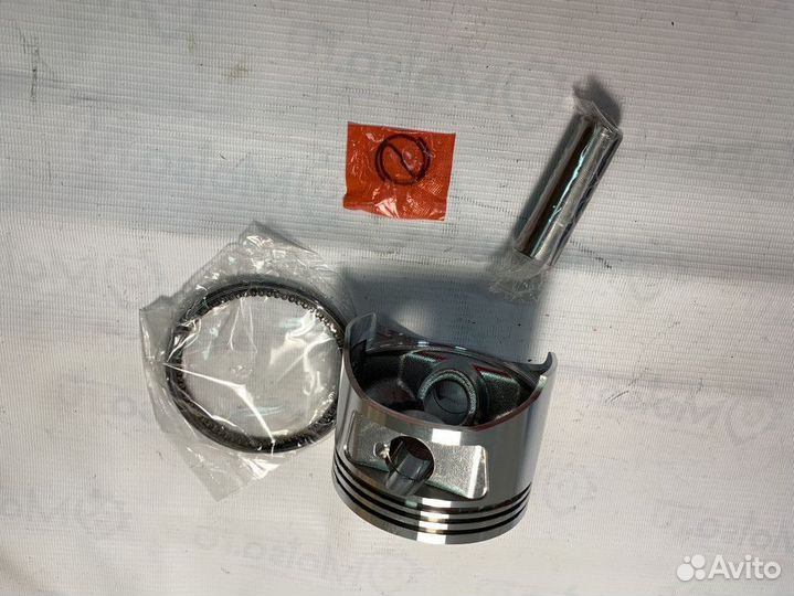 Поршень 188F в сборе