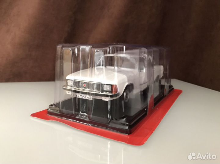 Масштабная модель Газ 3102 «Волга»