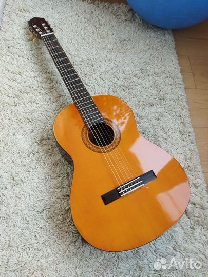 Классическая Гитара yamaha C40