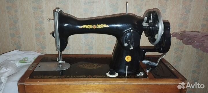 Швейная машинка