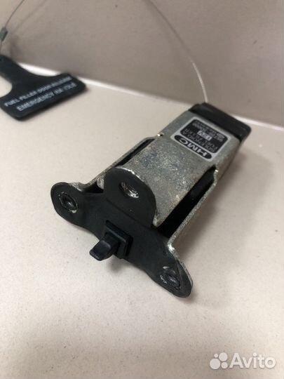 Активатор замок лючка бензобака Hyundai Sonata EF