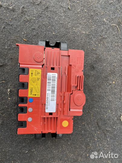 Монтажный блок с предохранителем BMW E92