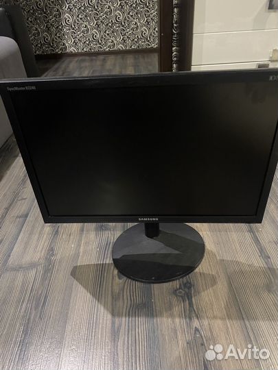 Монитор Samsung