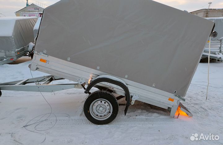 Прицеп 2.5х1.4 с тентом 