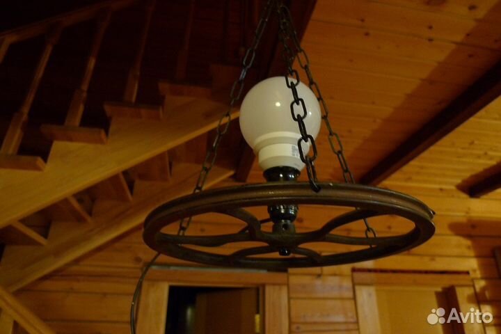 Люстра авторская круглая колесо