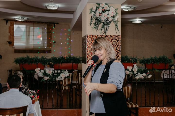 Ведущая на ваш праздник