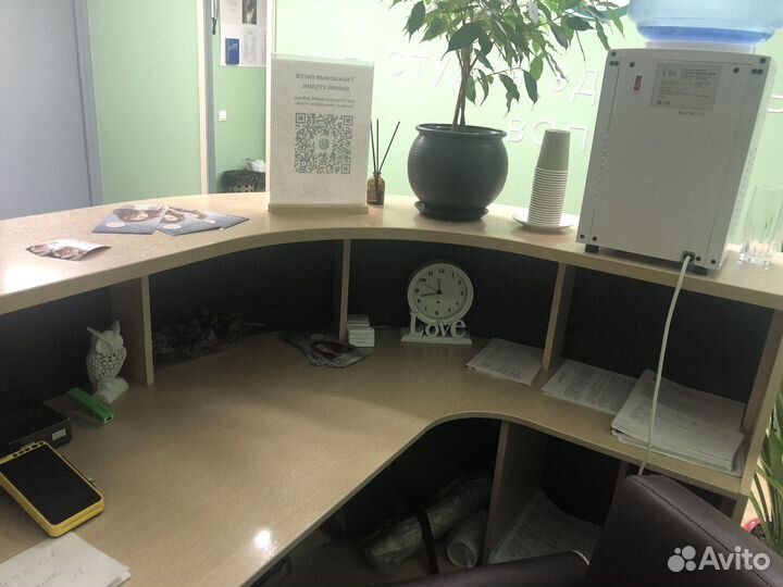 Стойка ресепшн угловая