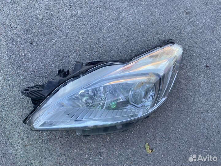 Левая фара peugeot 508