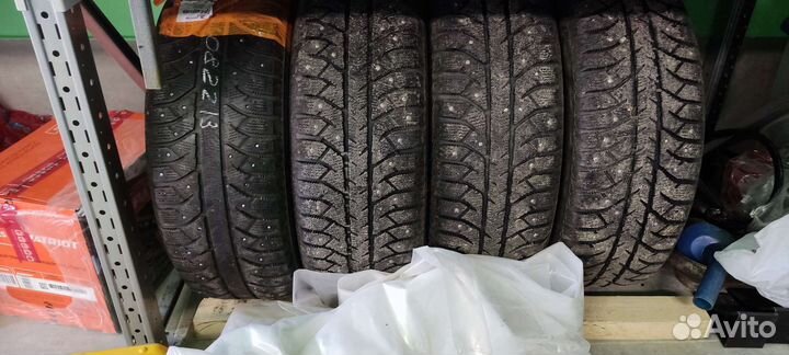 Bridgestone Ice Cruiser 7000S 205/60 R16 92T