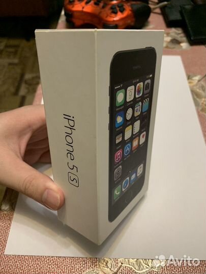 Коробка от iPhone