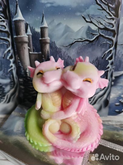 Динозавры из мыла, символ 2024