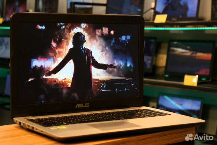 Ноутбук Asus для игр и работы