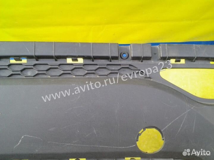 Hyundai Santa Fe Губа заднего бампера