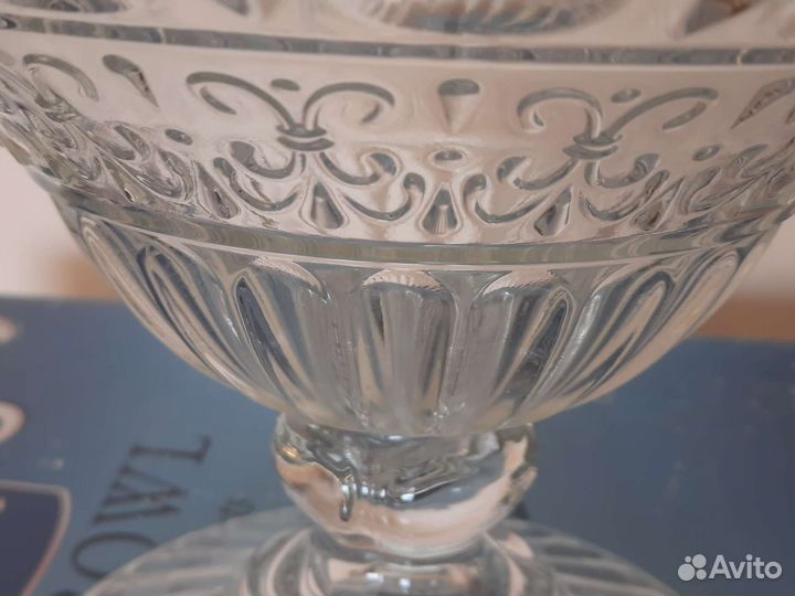 Ваза для фруктов на ножке Испания