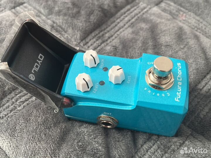 Педаль эффекта joyo future chorus