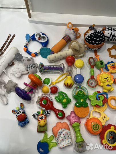 Игрушки погремушки пакетом 0-1 года