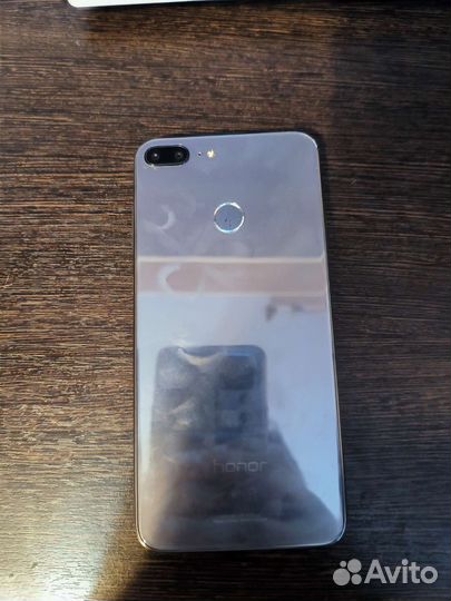 Телефон honor 9 lite (3 чехла в подарок)