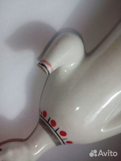 Статуэтка Гжель Девушка с цветком под реставрацию