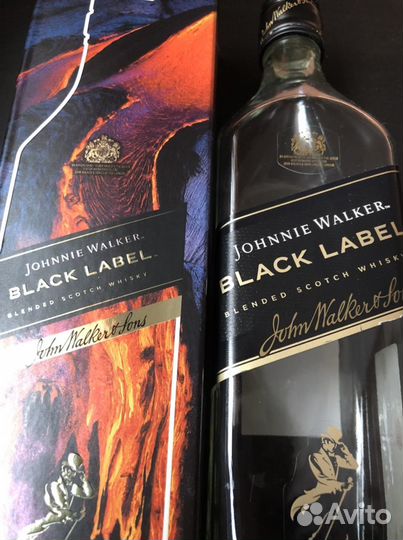 Бутылки коробки банки пробки фляжки