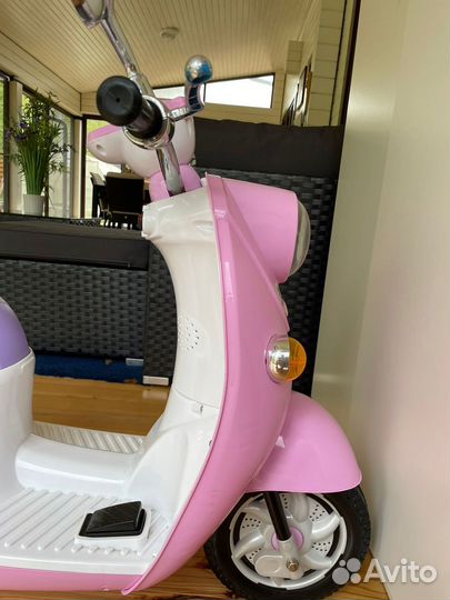 Детский мотоцикл на аккумуляторе бу для девочки