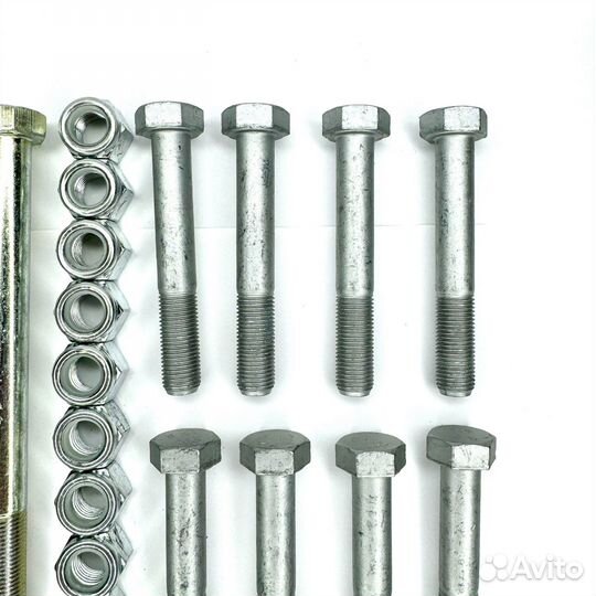 Болты крепления тяг Ваз 2107
