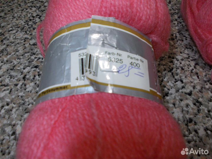 Швейные иглы, пряжа