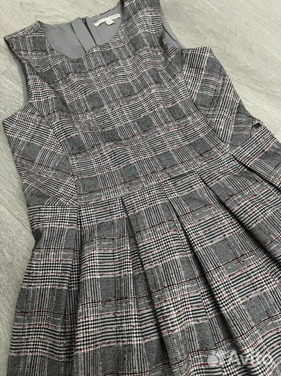 Платье в школу в полоску серое