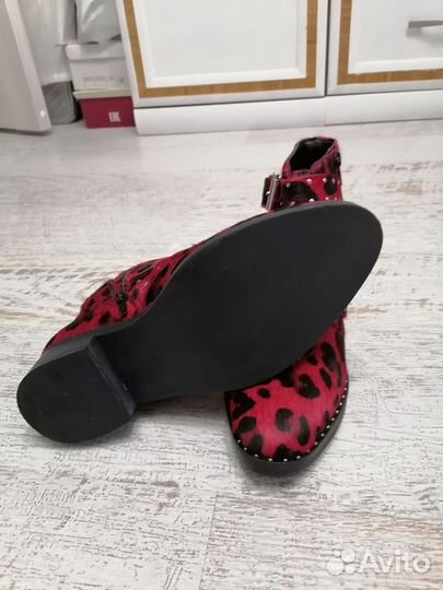 Кожаные ботильоны ASOS 40-й