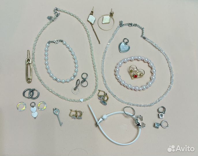 Набор нежных украшений