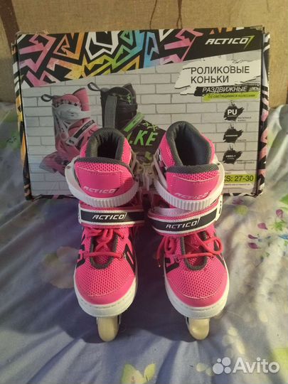 Детские роликовые коньки и защита