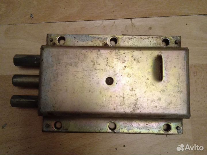 Замок гаражный без ключей