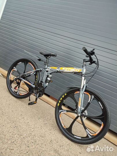 Велосипед на литых дисках