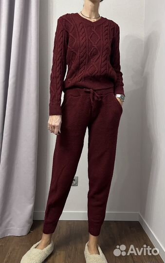 Костюм шерстяной