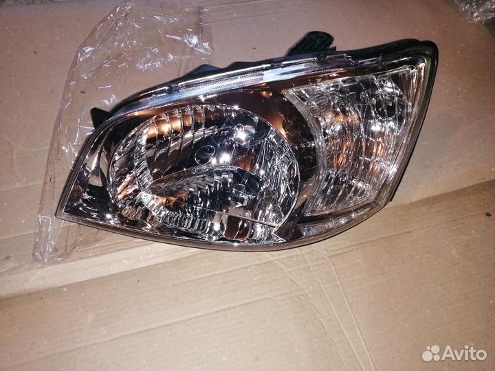 Фара hyundai getz 03-10