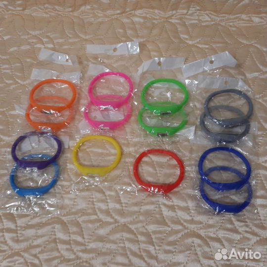 Часы наручные, электронные